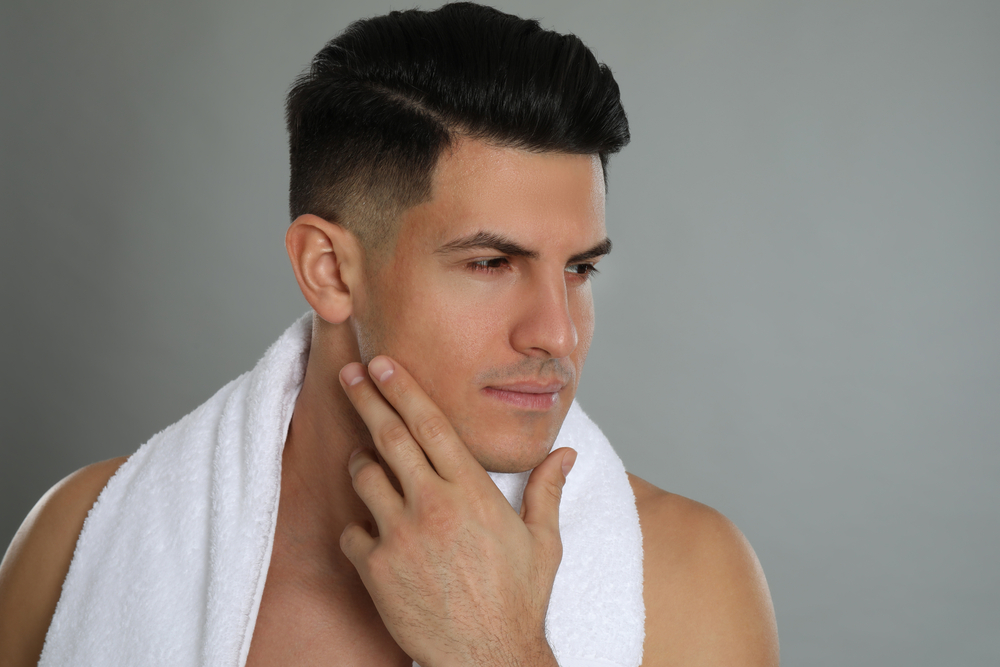 Groomen brinda un rasurado suave y nítido para tu tipo de barba